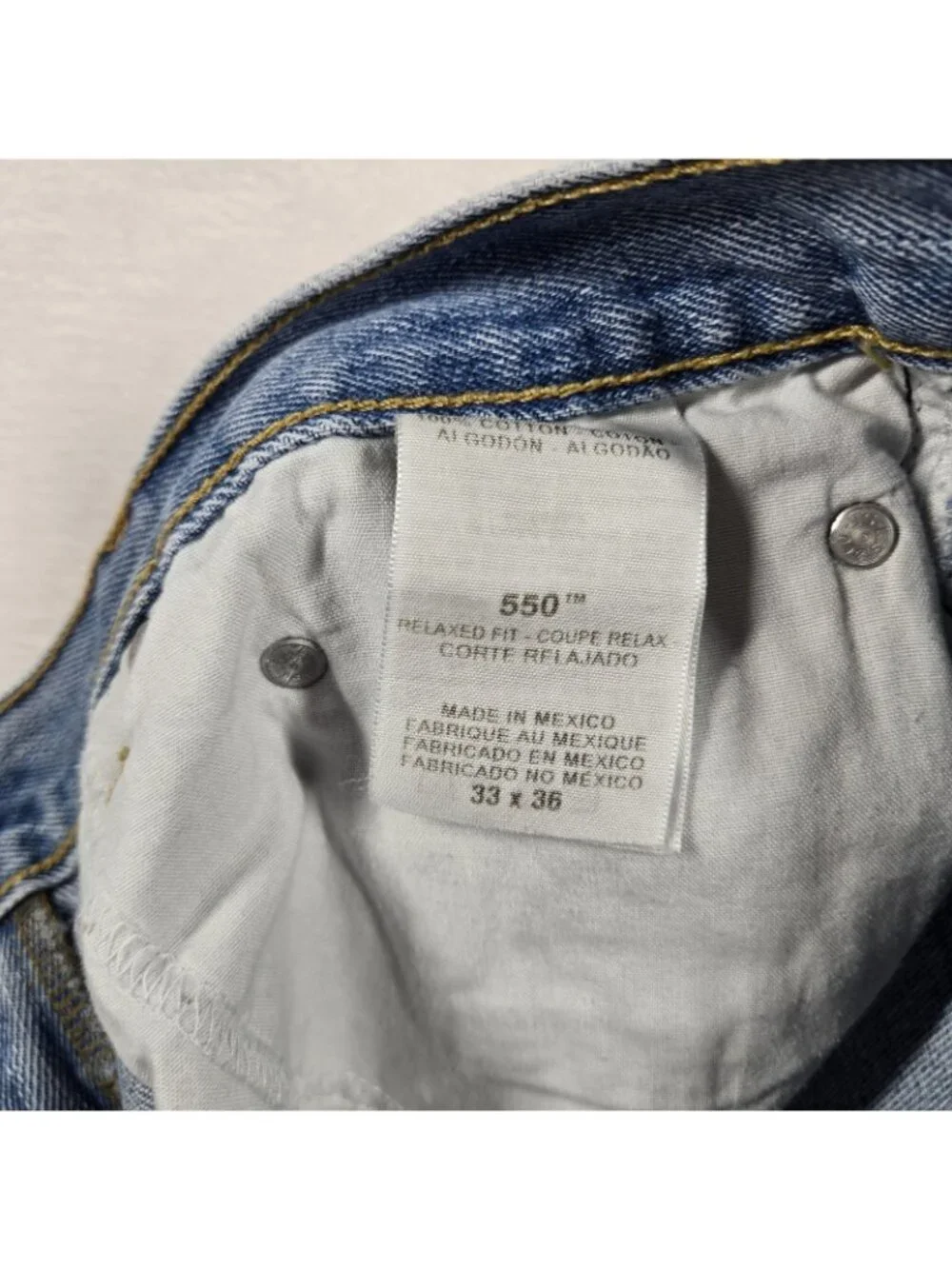 Levis 550 Jeans Men's 33x36 Relaxed-Fit Light Stone-Wash Blue Denim